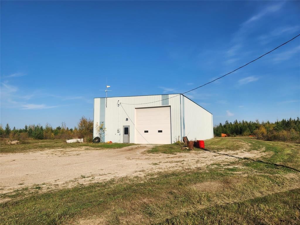 Property Photo:  137 Main Street  MB R0A 1Y0 