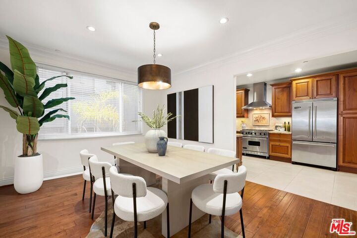 Property Photo: 11749 Goshen Ave CA 90049