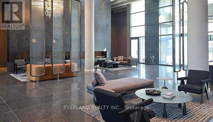 Property Photo:  8 Interchange Way 4610  ON L4K 0R2 