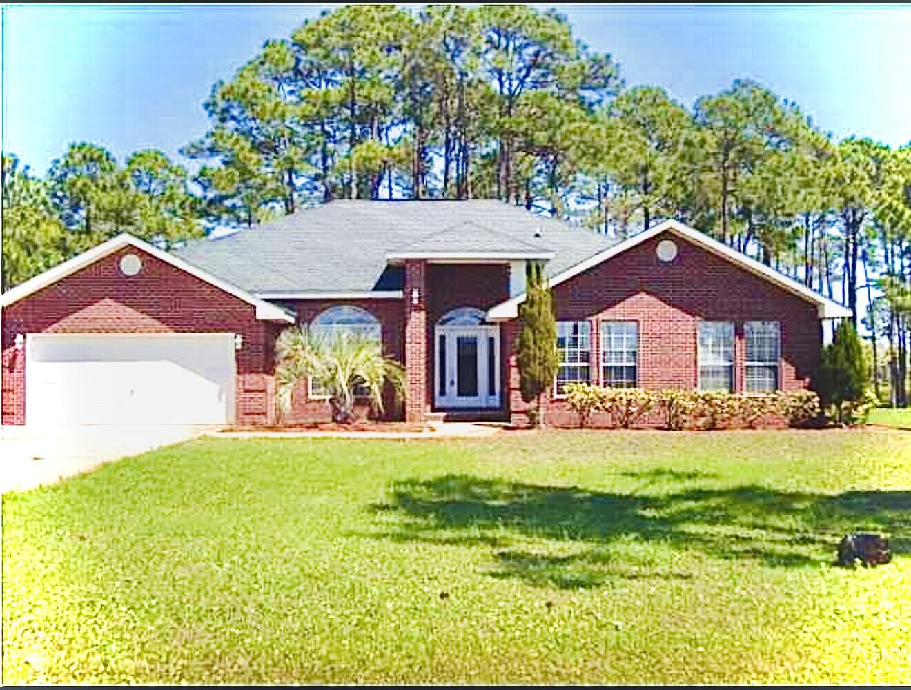 Property Photo: 564 E Shipwreck Road FL 32459