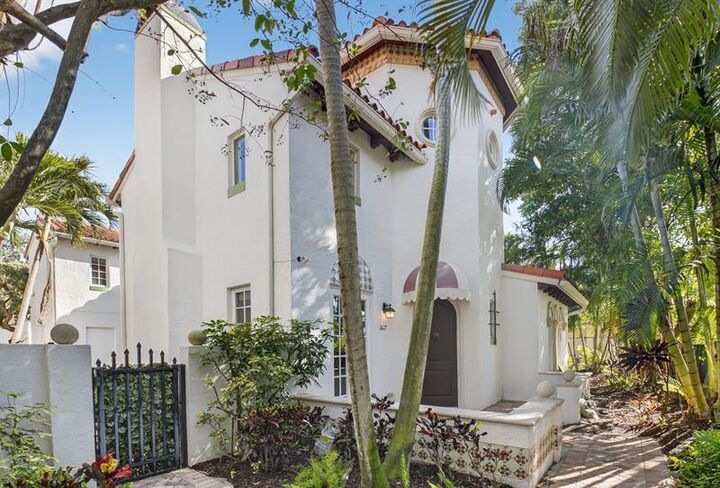 Property Photo:  1617 Estuary Way  FL 33483 