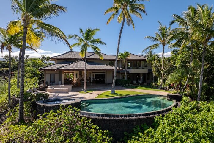 Property Photo:  68-1059 Honokaope Way  HI 96743 