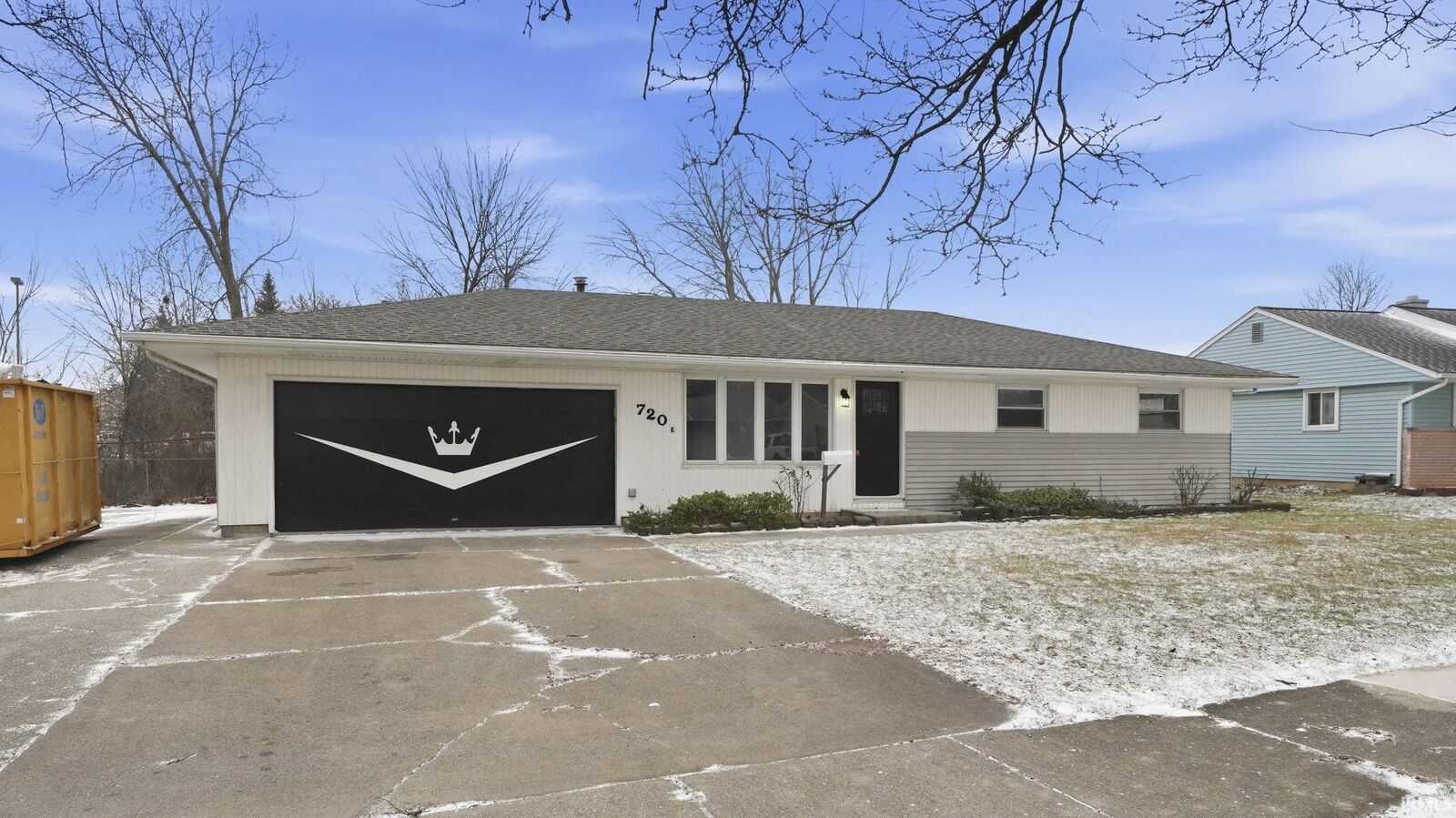 Property Photo:  720 E Camden Drive  IN 46825 