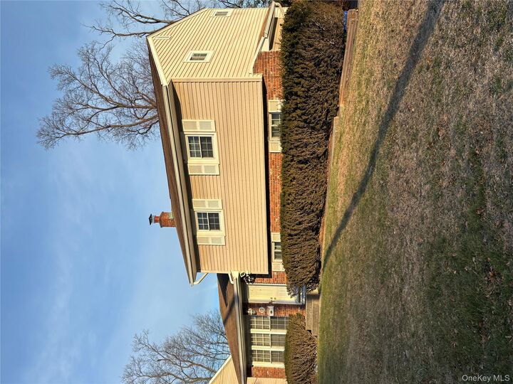 Property Photo:  12 Stratford Place  NY 10956 