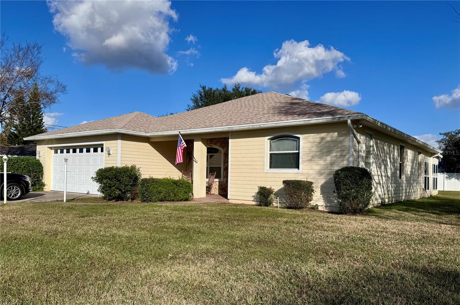 Property Photo: 119 Hawthorne Road FL 33823