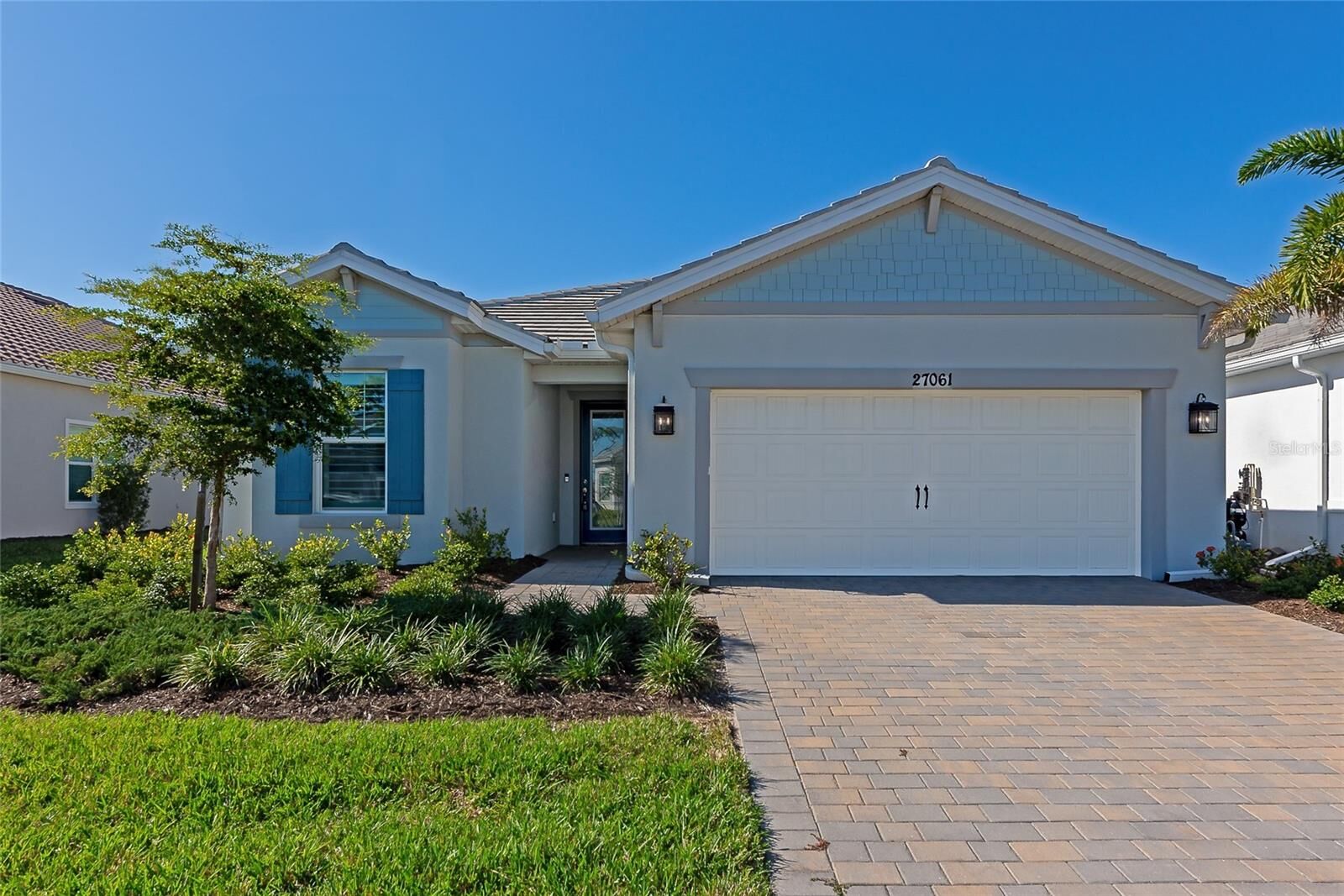Property Photo:  27061 Paradise Shores Drive  FL 34223 