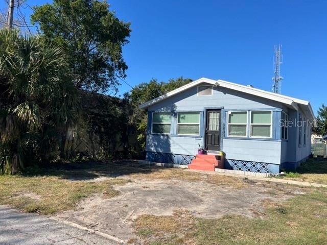 Property Photo:  340 Pierce Avenue  FL 32114 