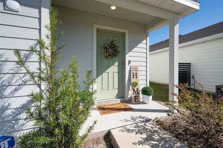 Property Photo:  1265 NW 248th Drive  FL 32669 