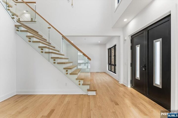 Property Photo:  83 Falcon Road  NJ 07039 