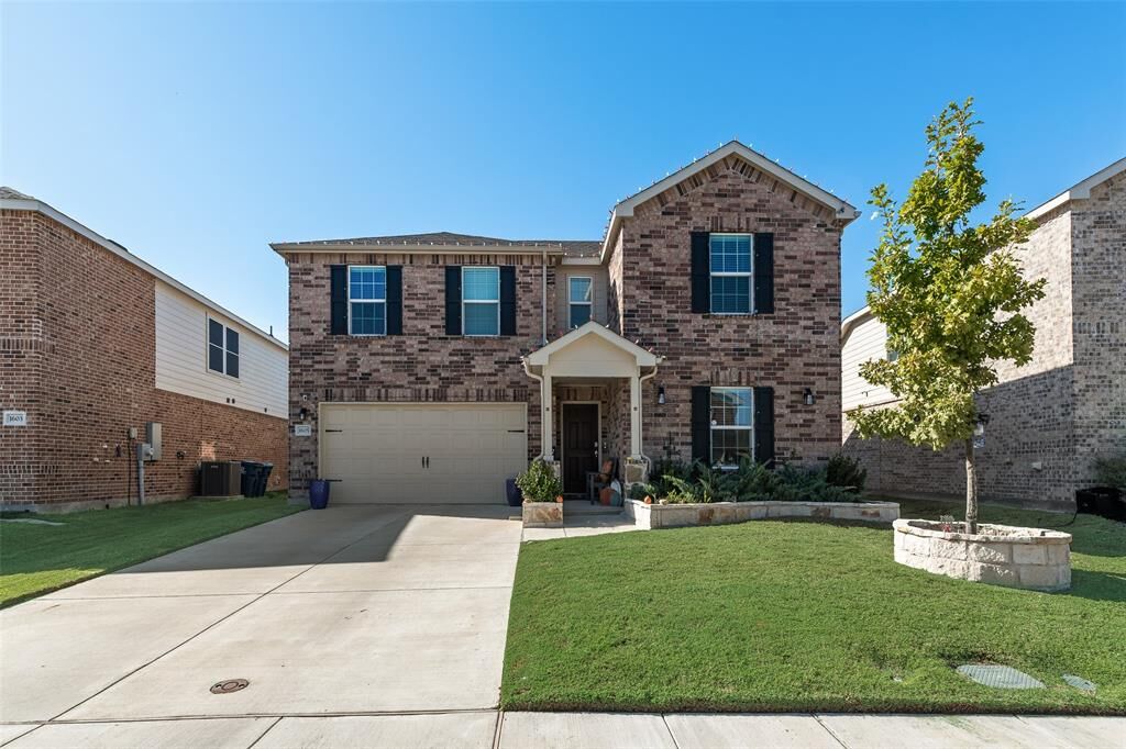 Property Photo:  1605 Silas Drive  TX 75126 