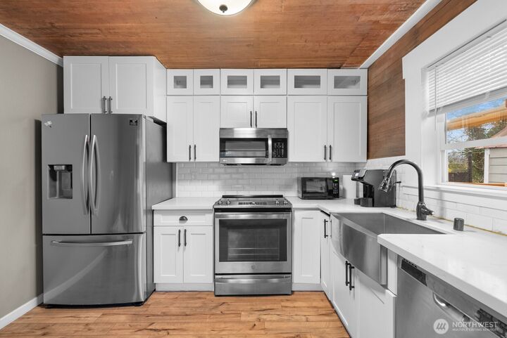 Property Photo:  1025 S 84th Street  WA 98444 