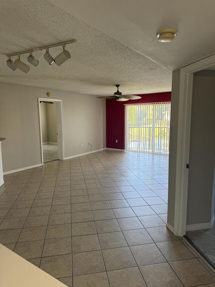 Property Photo: 500 Crestwood Court S 514 FL 33411