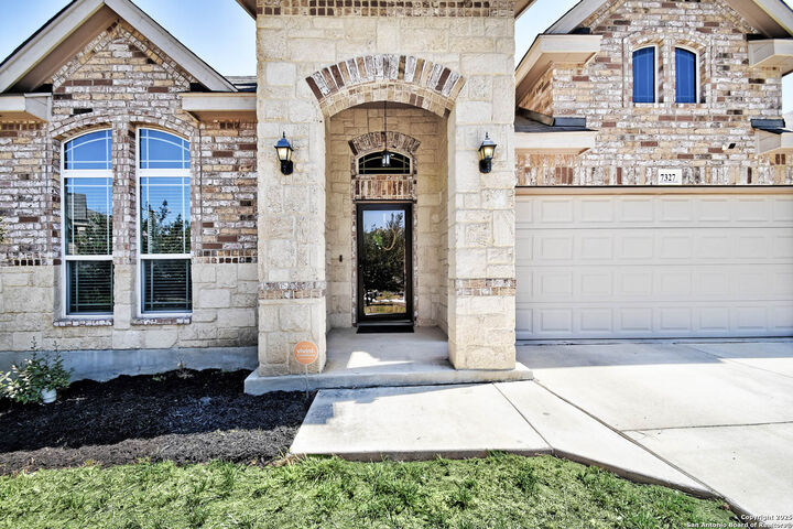 Property Photo:  7327 Lunar Eclipse  TX 78109 