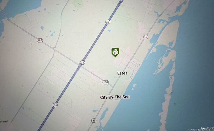 Property Photo:  142 Vercie  TX 78382 