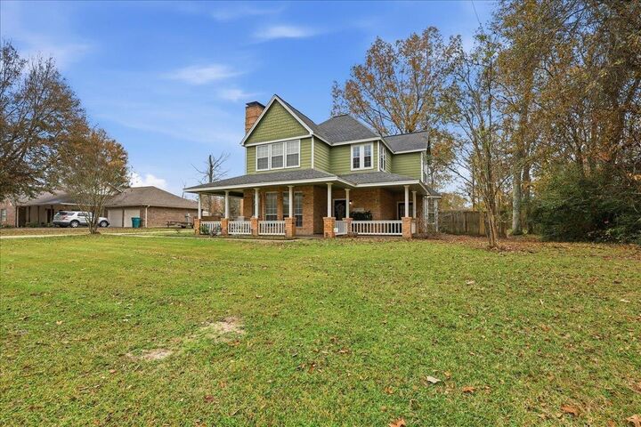 Property Photo:  805 Hickory Trails  TX 77632 