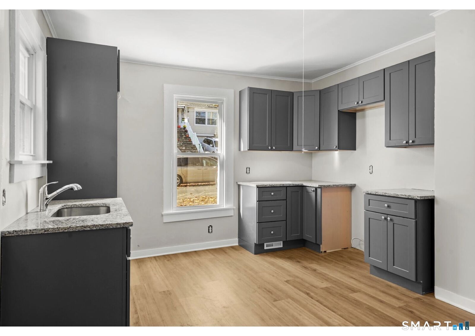 Property Photo:  45 New Street A  CT 06484 