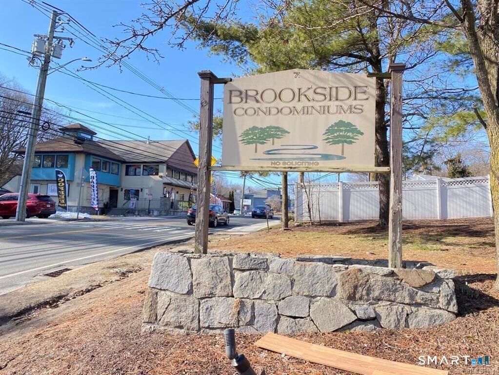 Property Photo: 7 Padanaram Road J243 CT 06811