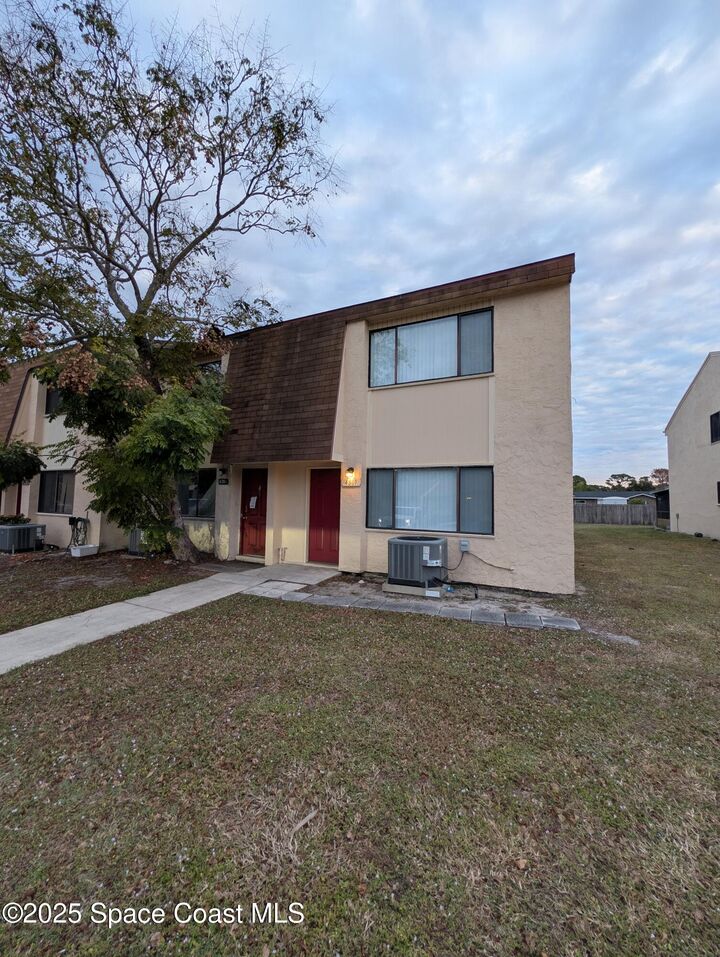 Property Photo:  4801 Sisson Road  FL 32780 