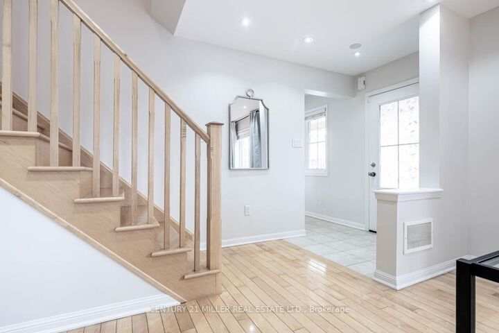 Property Photo: 259 Higginbotham Crescent Upper ON L9T 8C5