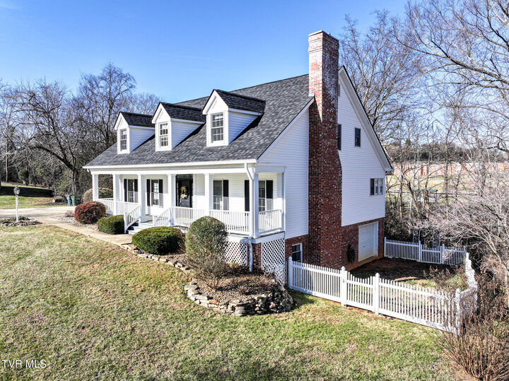 Property Photo:  104 Magnolia Drive  TN 37743 