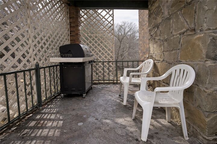 Property Photo:  525 James St  PA 15145 