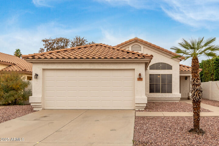 Property Photo:  1158 W Swan Drive  AZ 85286 