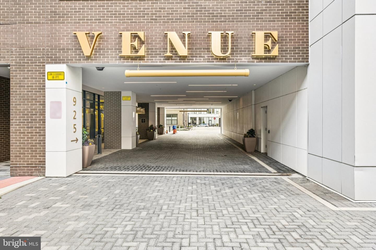 Property Photo:  925 N Fairfax Street 908  VA 22314 