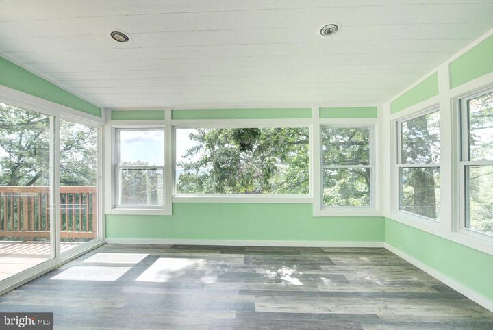 Property Photo: 129 Jalapa Trail VA 22602