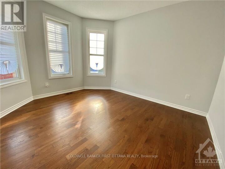 Property Photo:  924 Whimbrel Way  ON K2J 6C5 