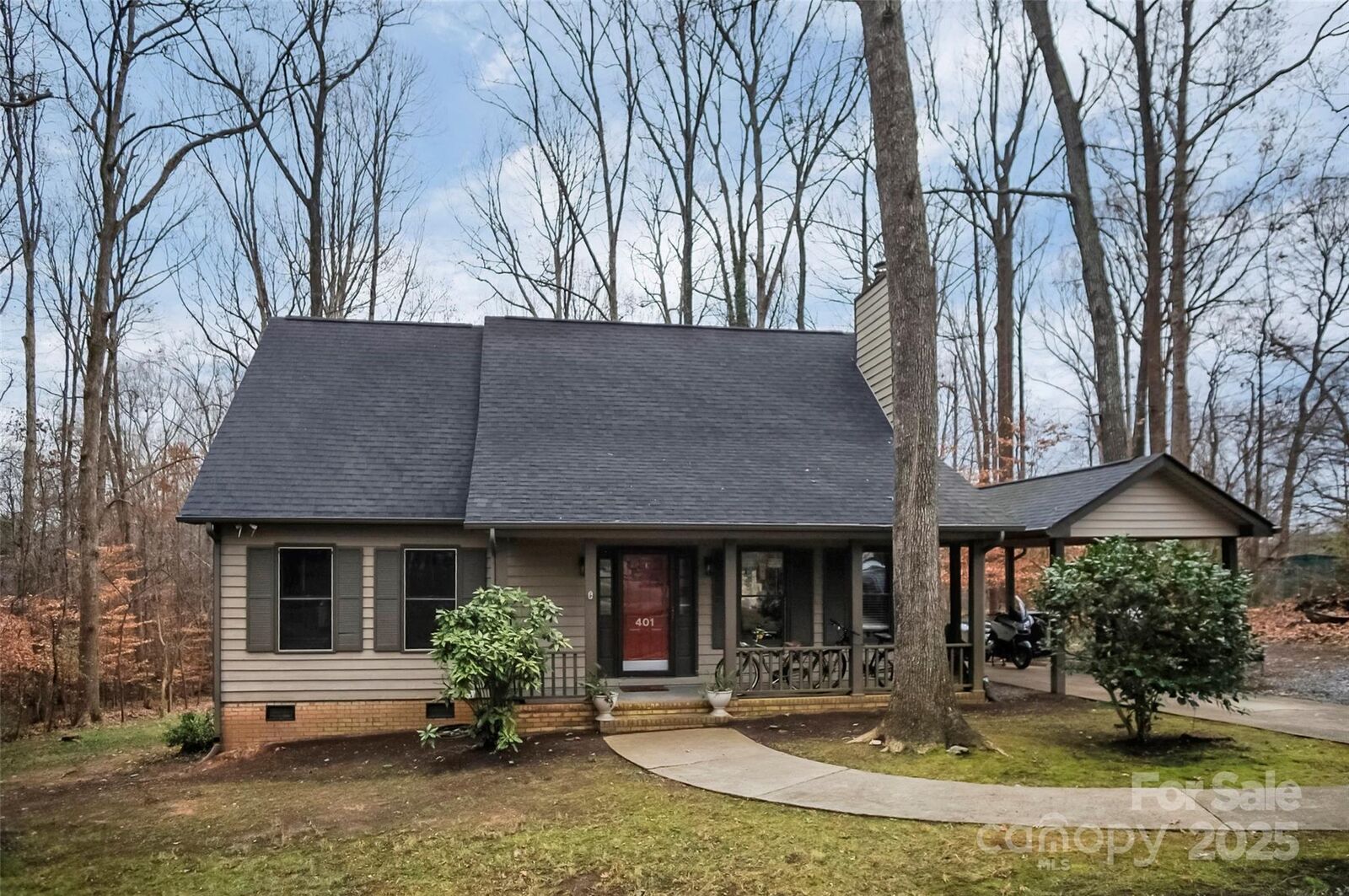 Property Photo:  401 Saddlewood Drive  NC 28056 