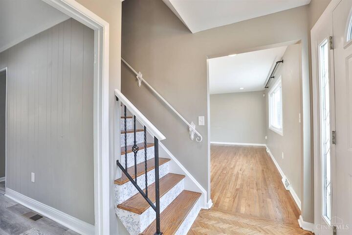 Property Photo: 7800 Hosbrook Road OH 45243