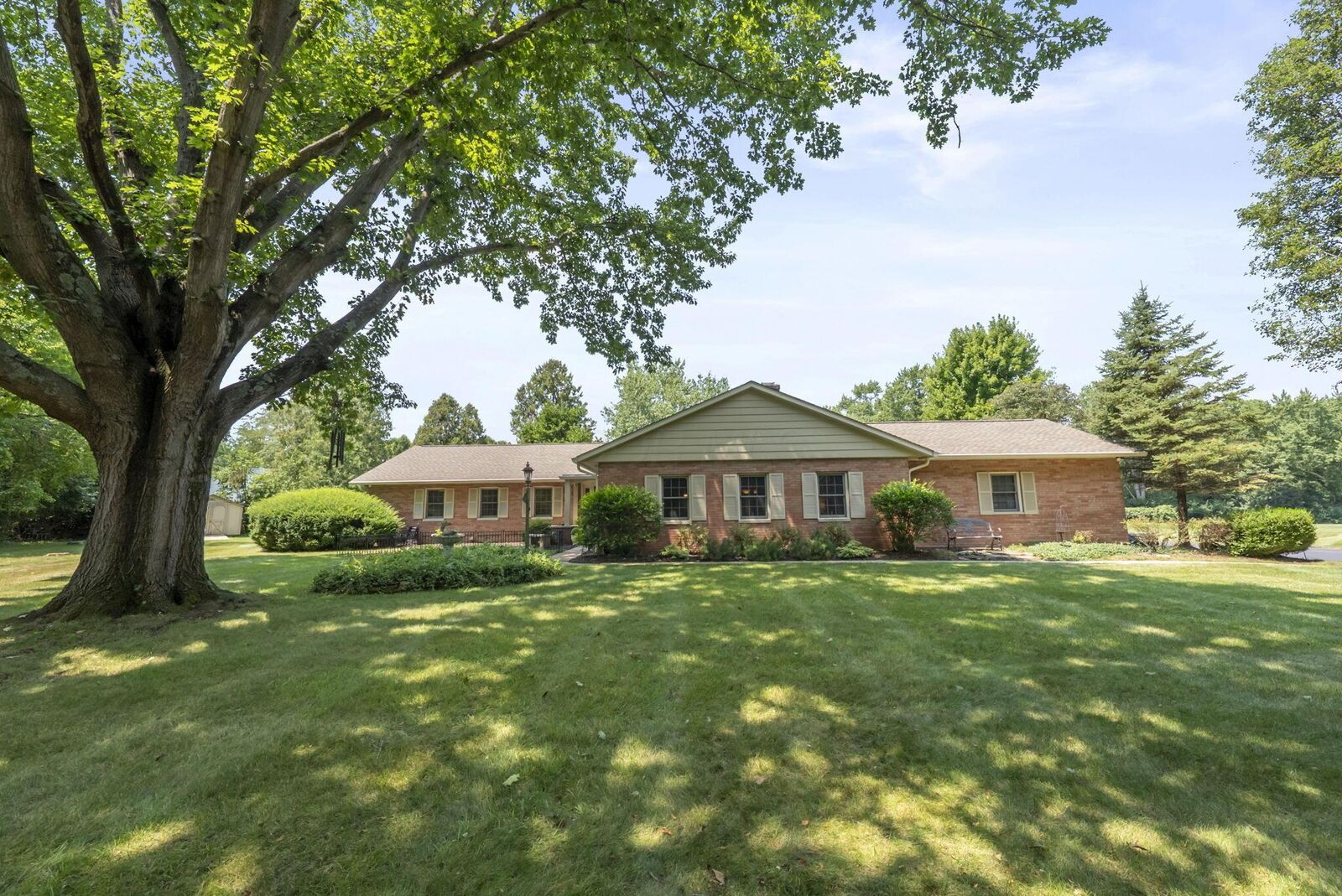 Property Photo:  4500 Dublin Road  OH 43221 