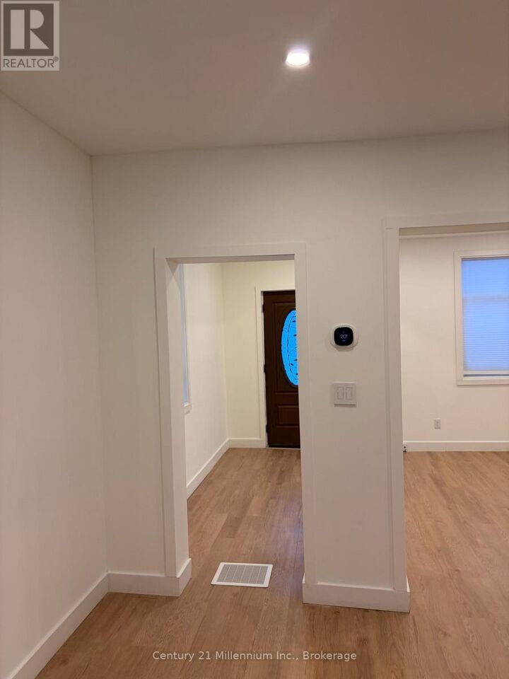 Property Photo: 563 12th Avenue ON N4N 2V4