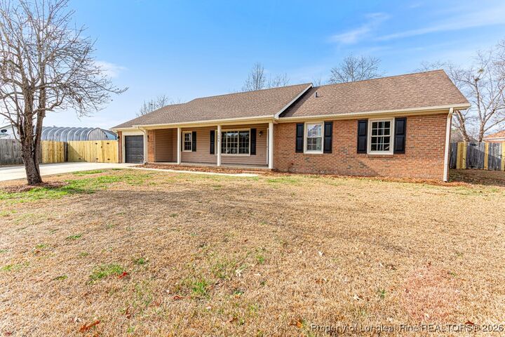 Property Photo:  1604 Hazelhurst Drive  NC 28314 