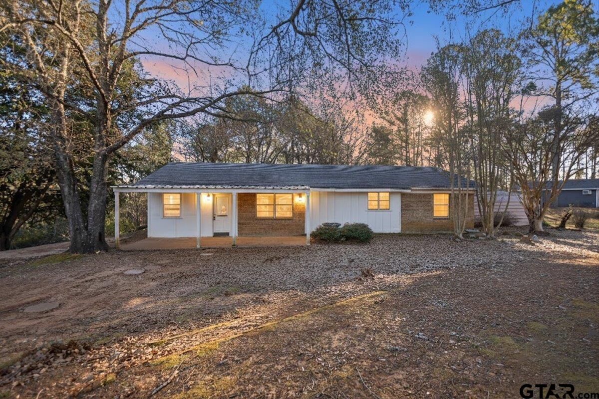 Property Photo:  10715 S Cr 461  TX 75667 