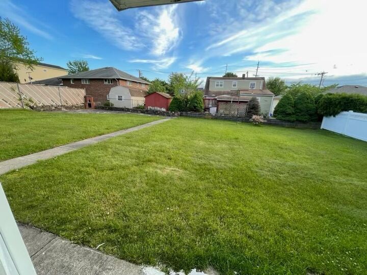 Property Photo:  8 Fairview Ave  NJ 07094 