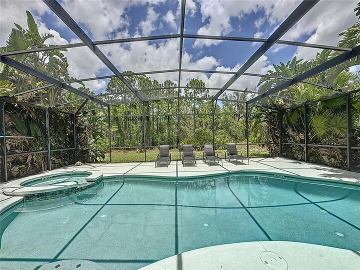 Property Photo:  394 Orange Cosmos Boulevard  FL 33837 