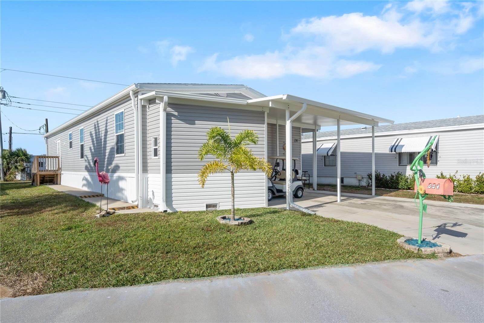 Property Photo:  224 Wolverine Avenue  FL 34287 