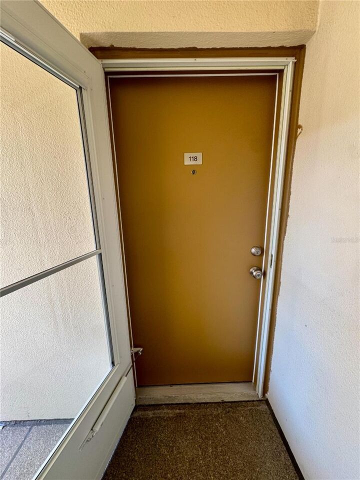 Property Photo:  7465 Bay Island Drive S 118  FL 33707 