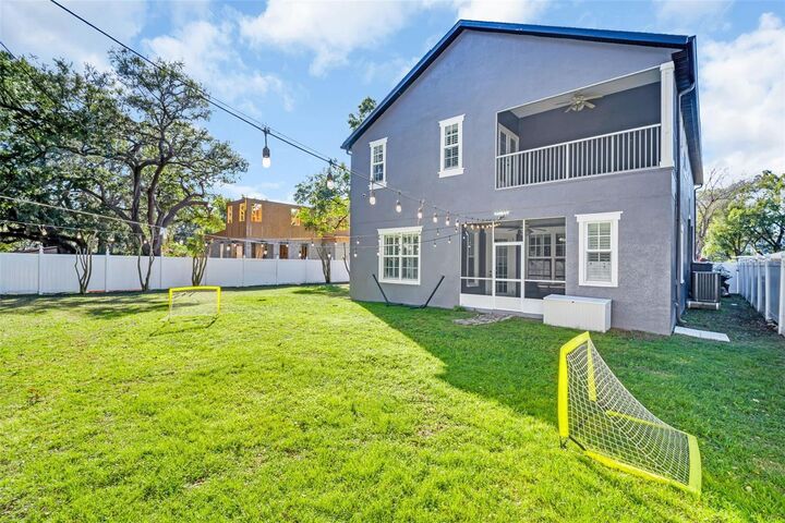 Property Photo: 6810 S Shamrock Road FL 33616