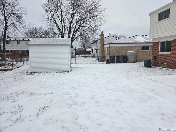 Property Photo:  36117 Del Ray Drive  MI 48310 4536 