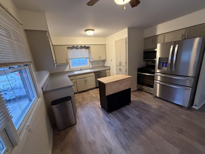 Property Photo:  2831 E Carpenter Ave  WI 53110 