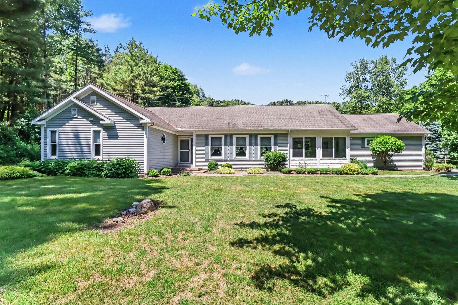 Property Photo:  9131 N 42nd Street  MI 49060 