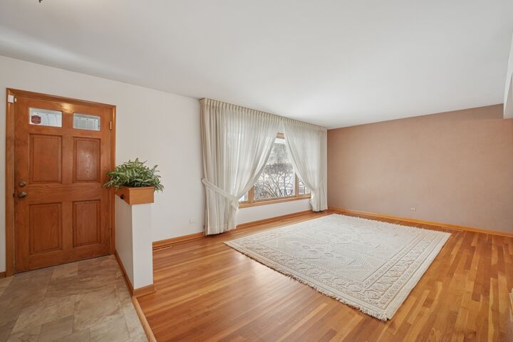 Property Photo: 0N314 Leonard Street IL 60190