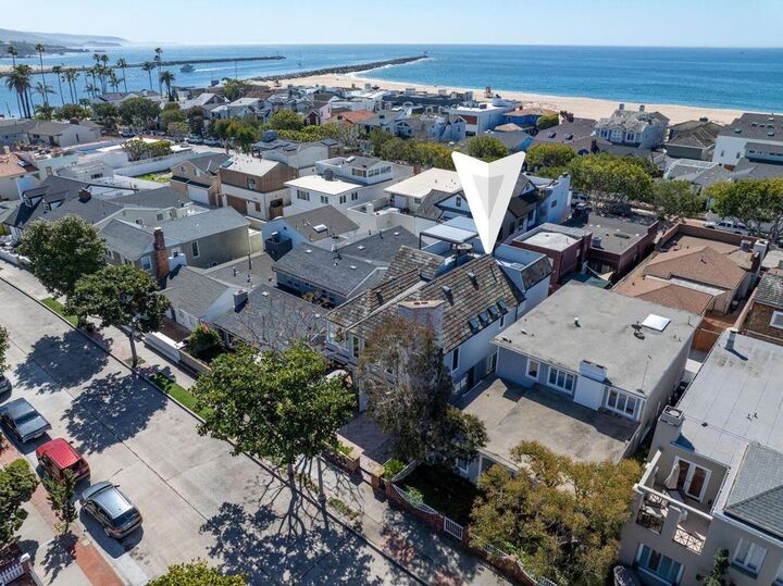 Property Photo:  2117 Miramar Drive  CA 92661 