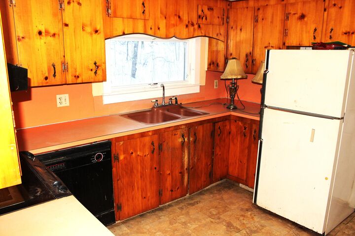 Property Photo:  810 Rockland Street  ME 04856 