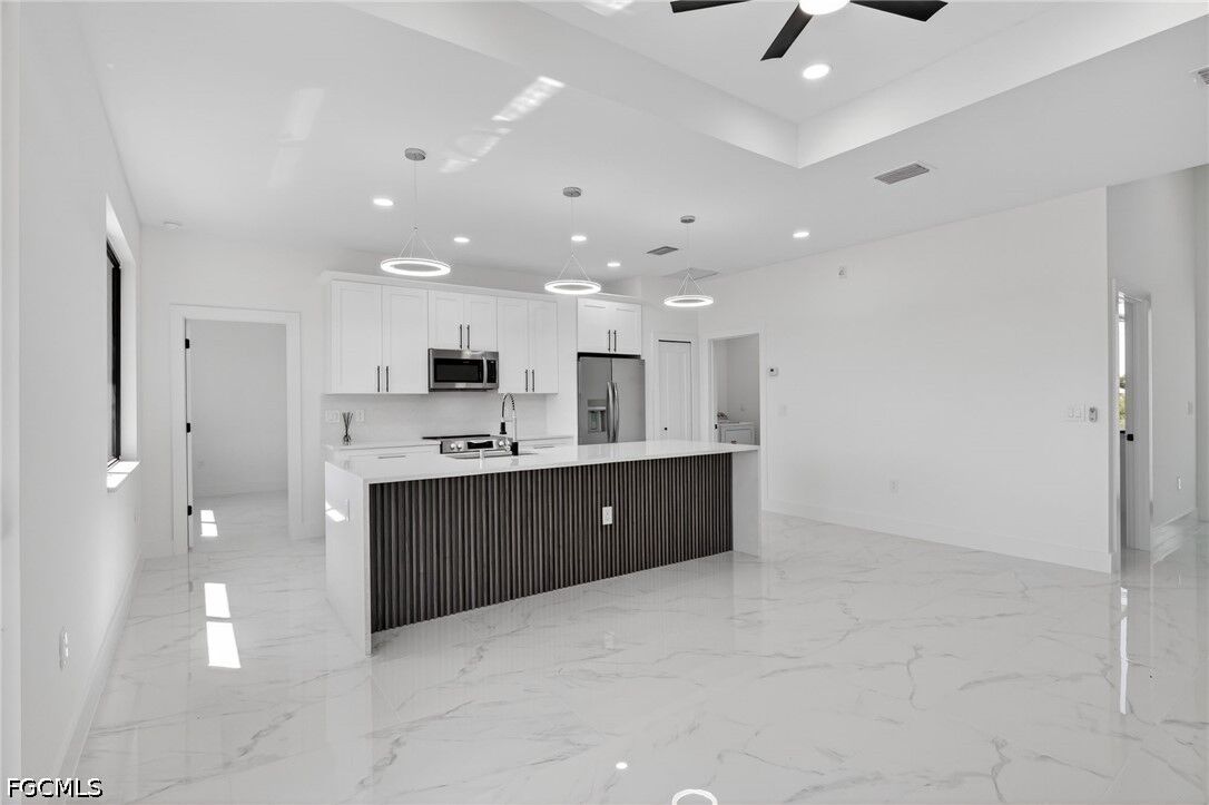 Property Photo:  312 Rand Avenue  FL 33974 