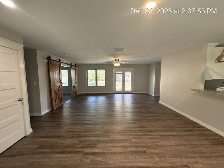 Property Photo: 1011 Ponderosa Drive TX 75901