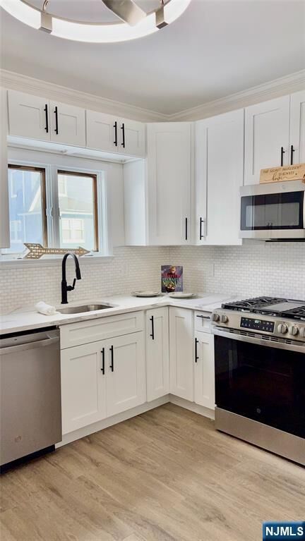 Property Photo:  458 Totowa First Floor  NJ 07512 