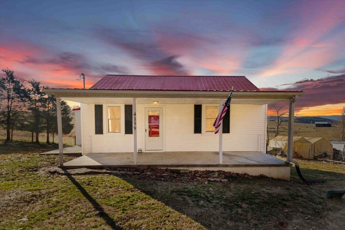 Property Photo: 4159 Whistler Road VA 24141